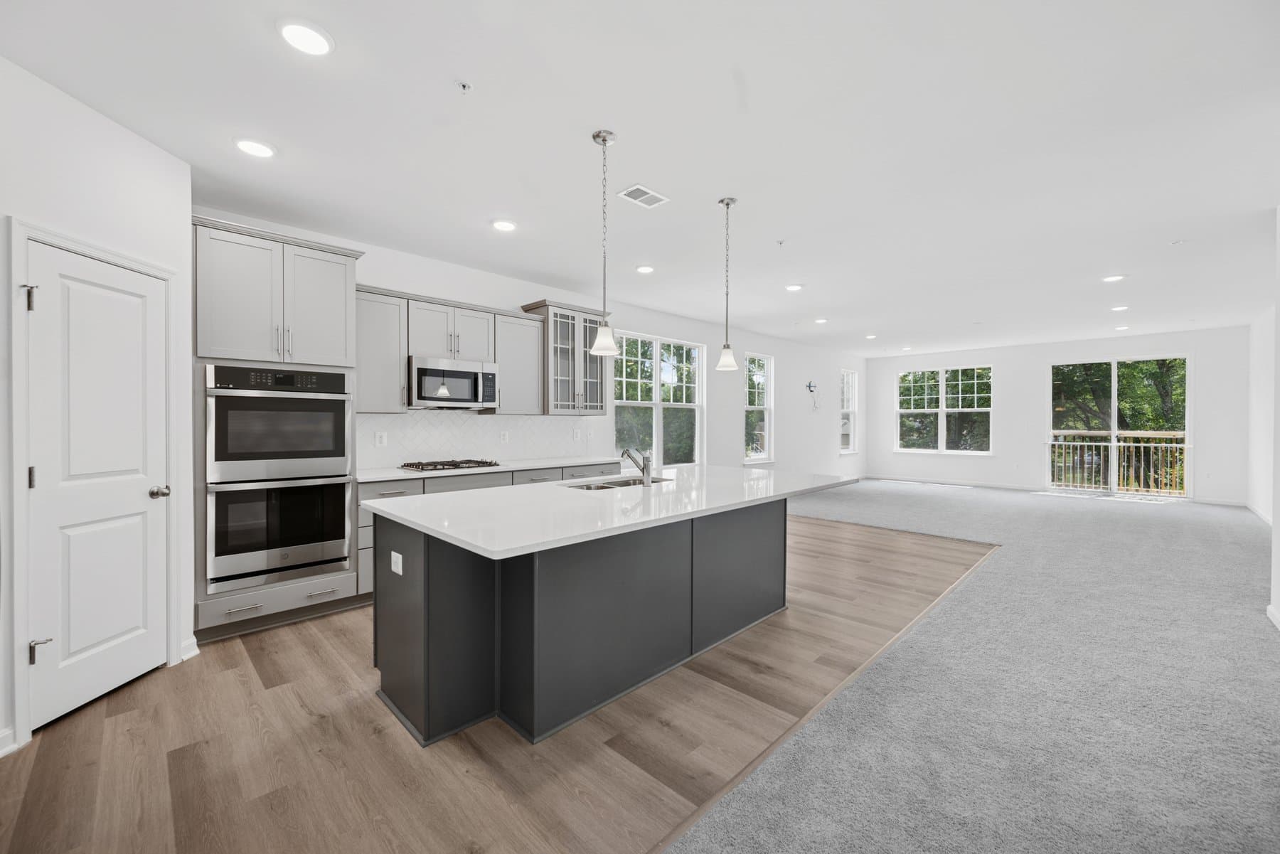 Kitchen with vast island