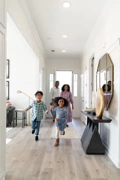 Colts Farm Killarney III Loft Family in Foyer Farmhouse