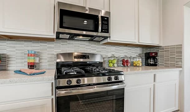 Midtown Park Juniper II Kitchen