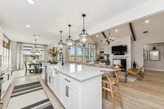 140245 Lincoln Pointe Rotterdam Kitchen  Farmhouse Palette 3 Level 2