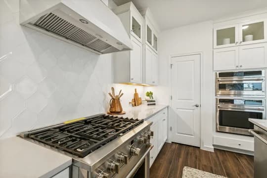River Ranch Estates Pasadena ESP Kitchen Classic Palette 3 Level