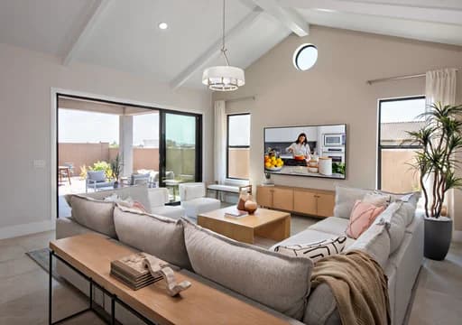 Edgewood Estates Frankfurt Great Room Loft Palette 6 Level