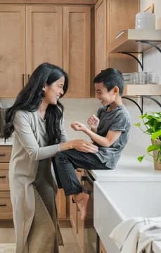 Elevon Frankfurt Mother and Son Playing Farmhouse Palette 6 Level 1 USP Crop