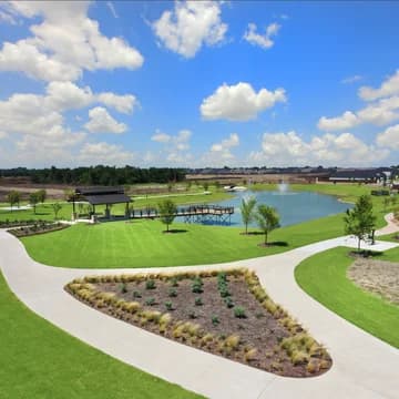 Elevon Walking Paths