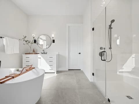 Westland Ranch Glasgow primary bath Farmhouse Palette 1 Level