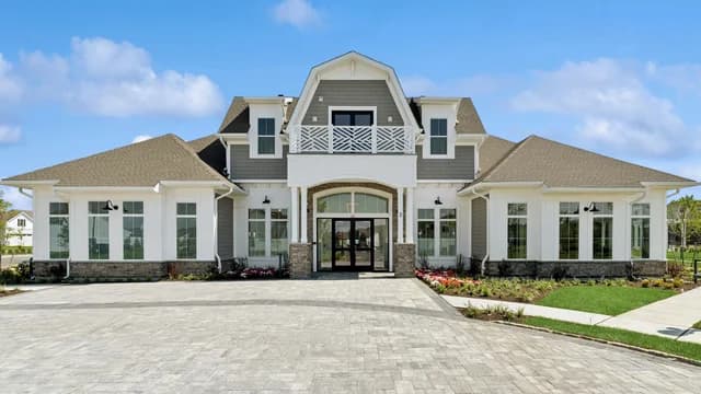 187201_Four Seasons Manalapan Crossing_Clubhouse Exterior Front_Crop