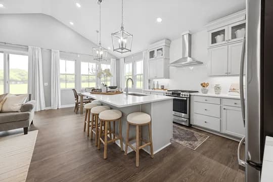 Lighthouse Bluffs Evora Kitchen Classic Palette 6 Level 1