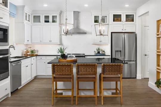 Luna Bella at Plumas Lake Seine ESP Seine ESP Kitchen Classic Palette 3 Level 1