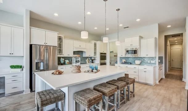 Four Seasons at Lakes of Cane Bay Ravenna Kitchen