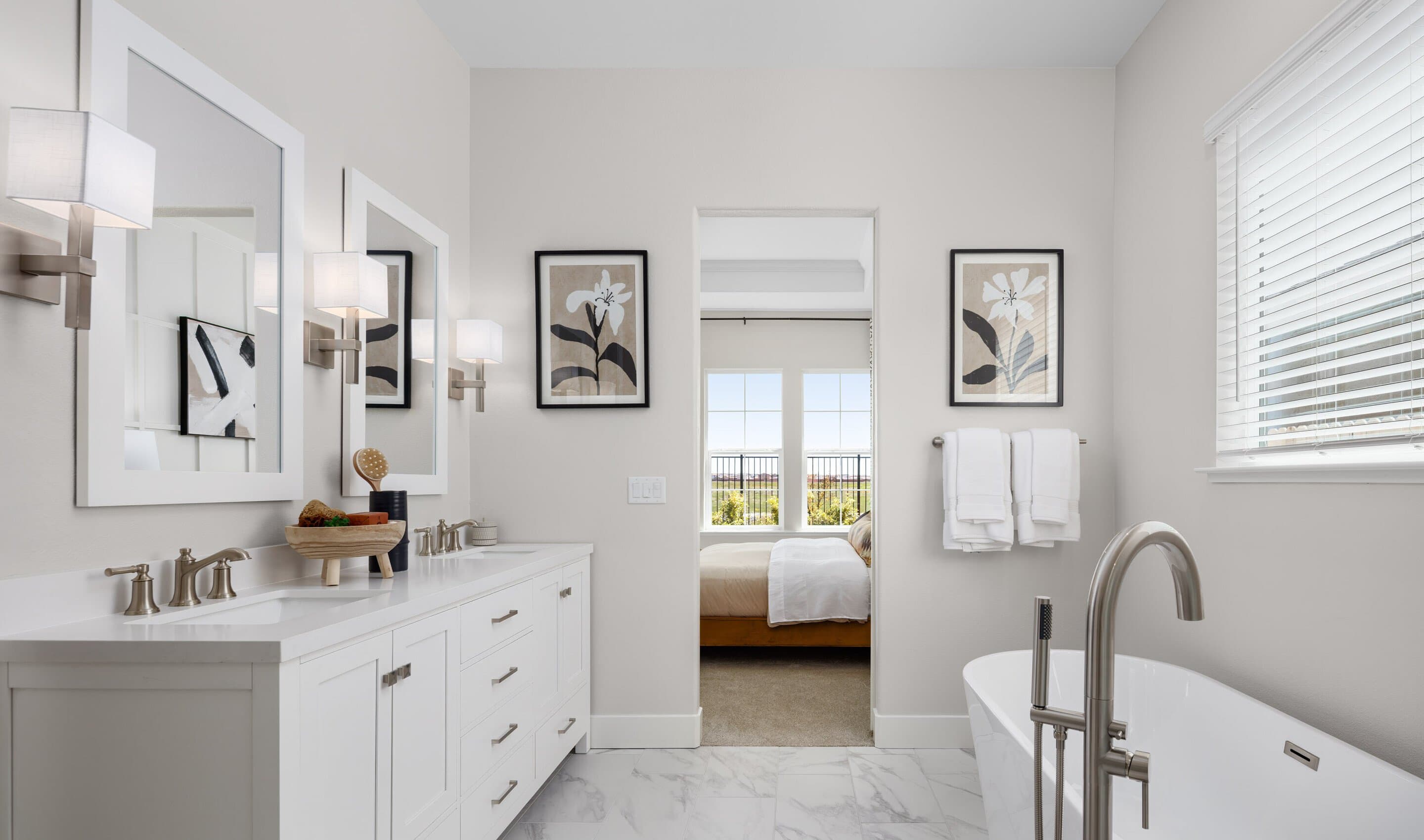 Primary bath with freestanding tub